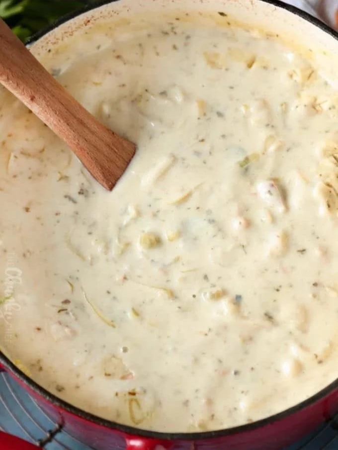 Creamy New England Clam Chowder