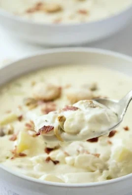 Delicious bowl of Five Star New England Clam Chowder garnished with parsley