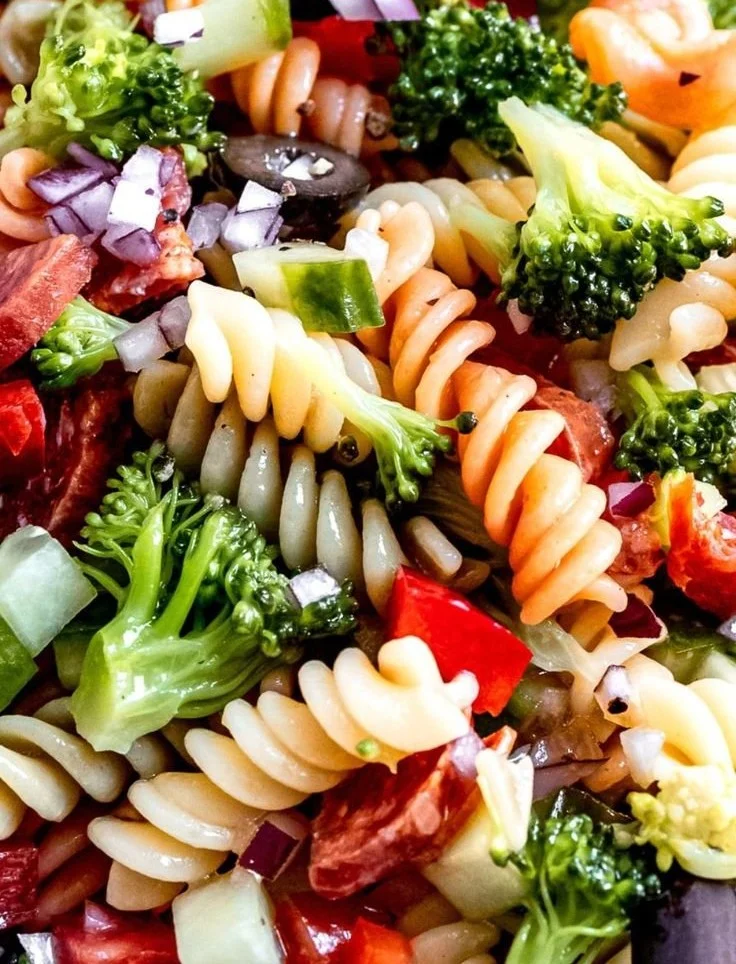 Classic Italian Pasta Salad with colorful vegetables and dressing