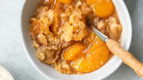 The Easiest Southern Peach Cobbler